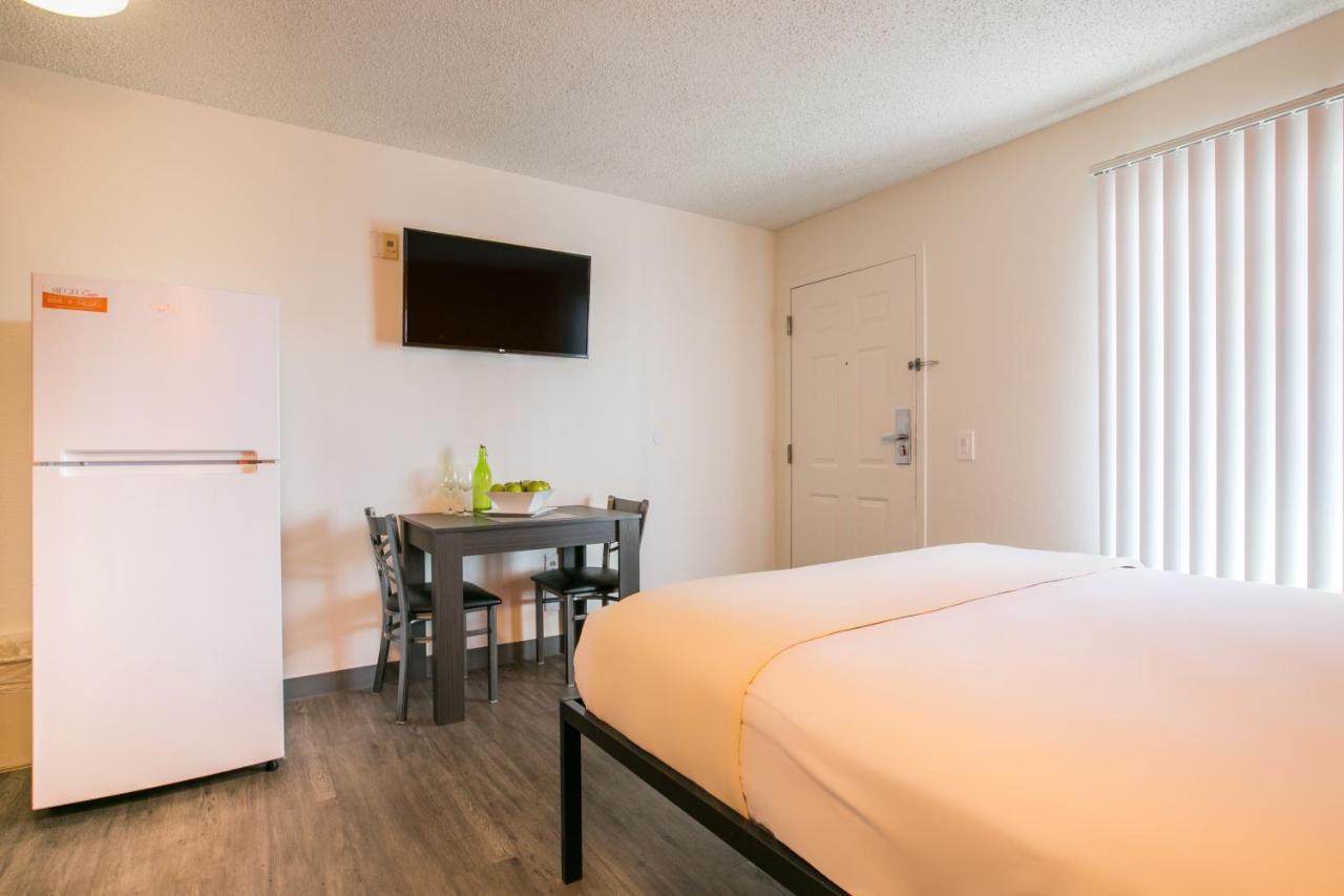 Siegel Select Albuquerque 2 Aparthotel Exterior photo
